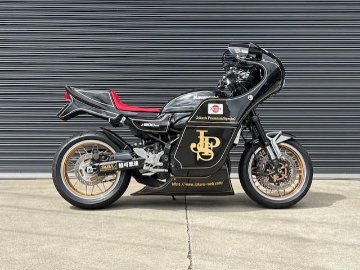 JOKER'S Z900RS用モンスターフルカウル3分割の画像