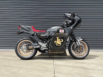 JOKER'S Z900RS用モンスターハーフカウルの画像