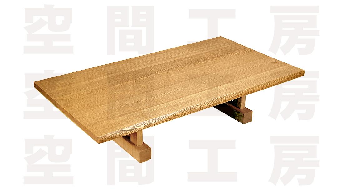 オイル塗装仕上げ、天然木タモ材のリビング＆ダイニングテーブル (据え置き型６本脚タイプ・国産品)画像