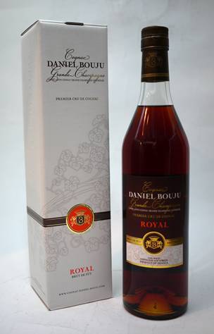 ダニエルブージュ「ロワイヤル」(15年熟成）60度700mlの画像