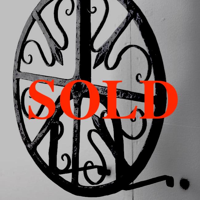 アイアン 回転式 トリペット (鍋敷き)の画像