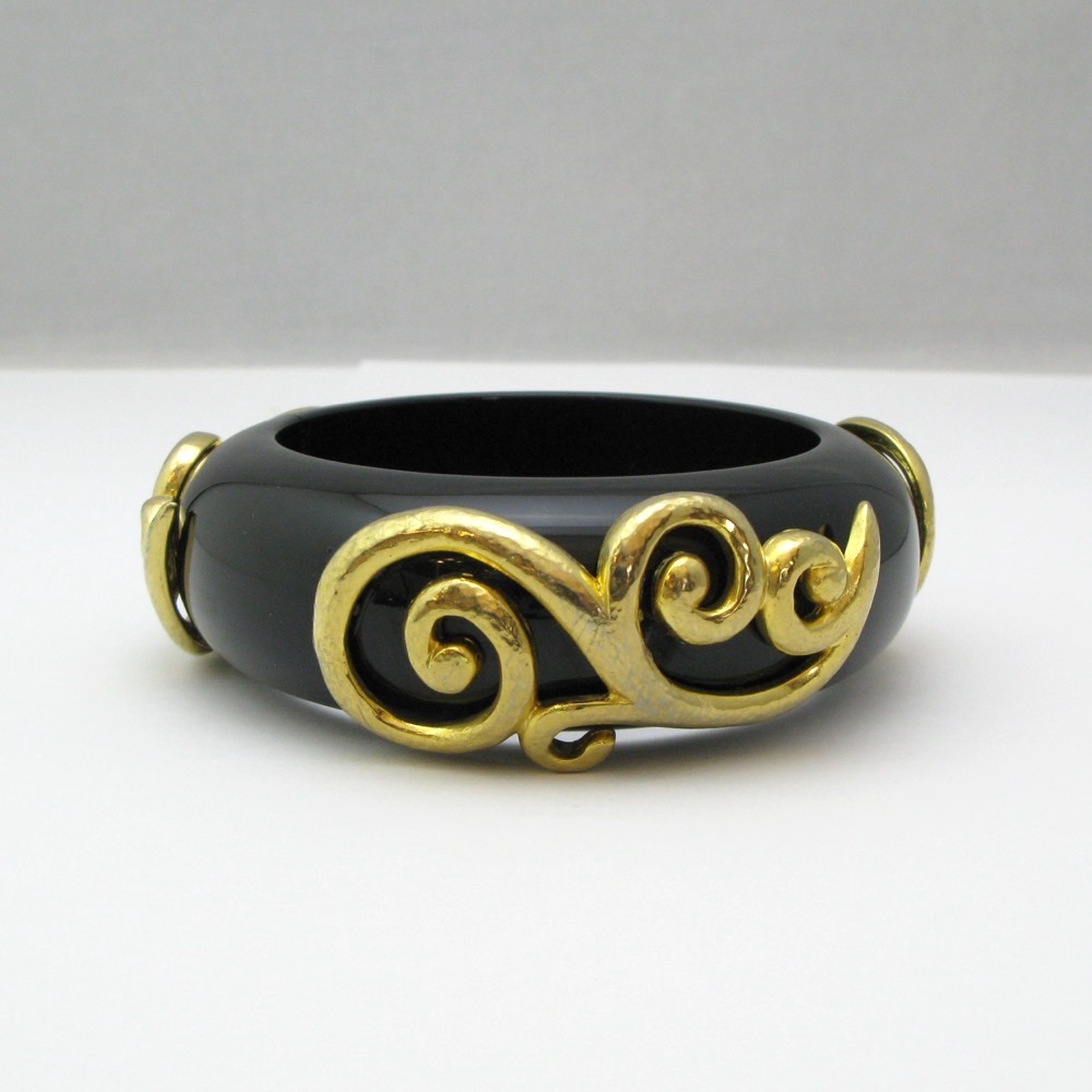 ヴィンテージ バングルの画像