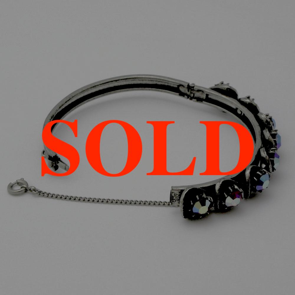 FLORENZA オーロラ加工ラインストーン バングルの画像