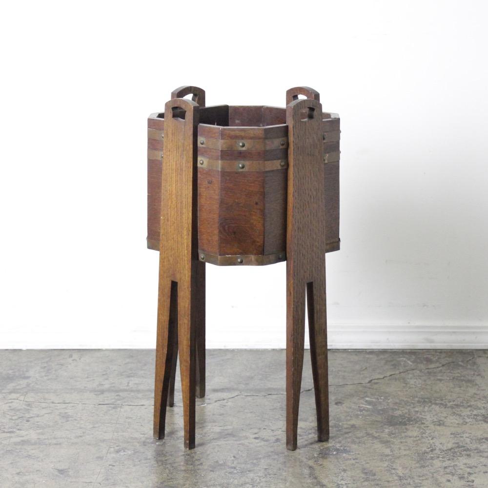 アーツ&クラフツ フラワースタンド の画像