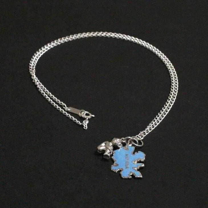 アンティグア＆妖精 シルバーチャーム ネックレスの画像