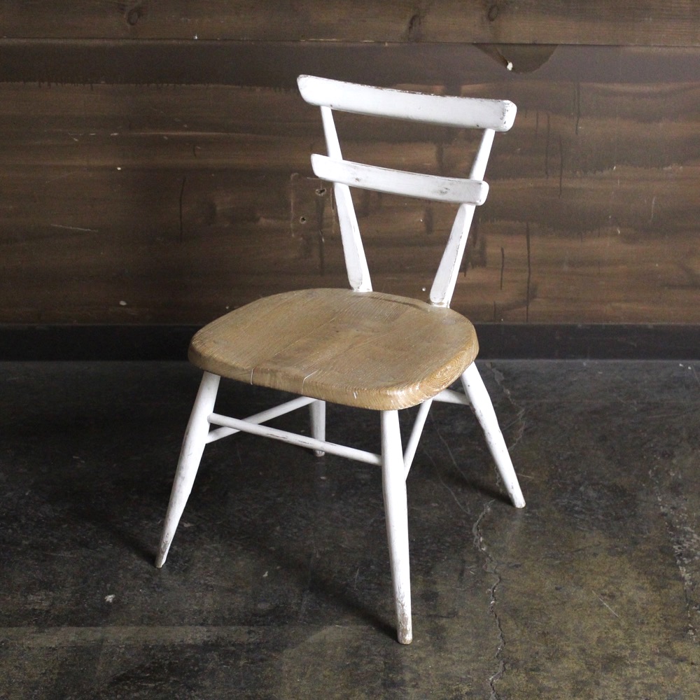 ERCOL アーコール スタッキング チャイルドチェアの画像