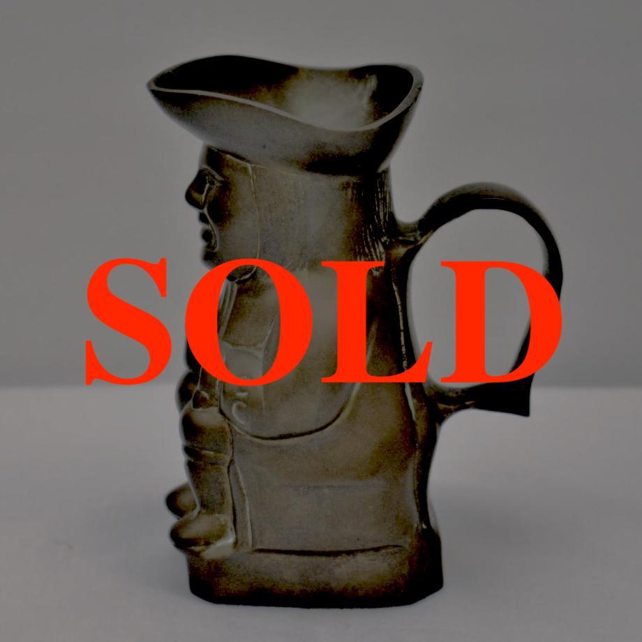 イギリス ヴィンテージ ブラス トビージャグの画像