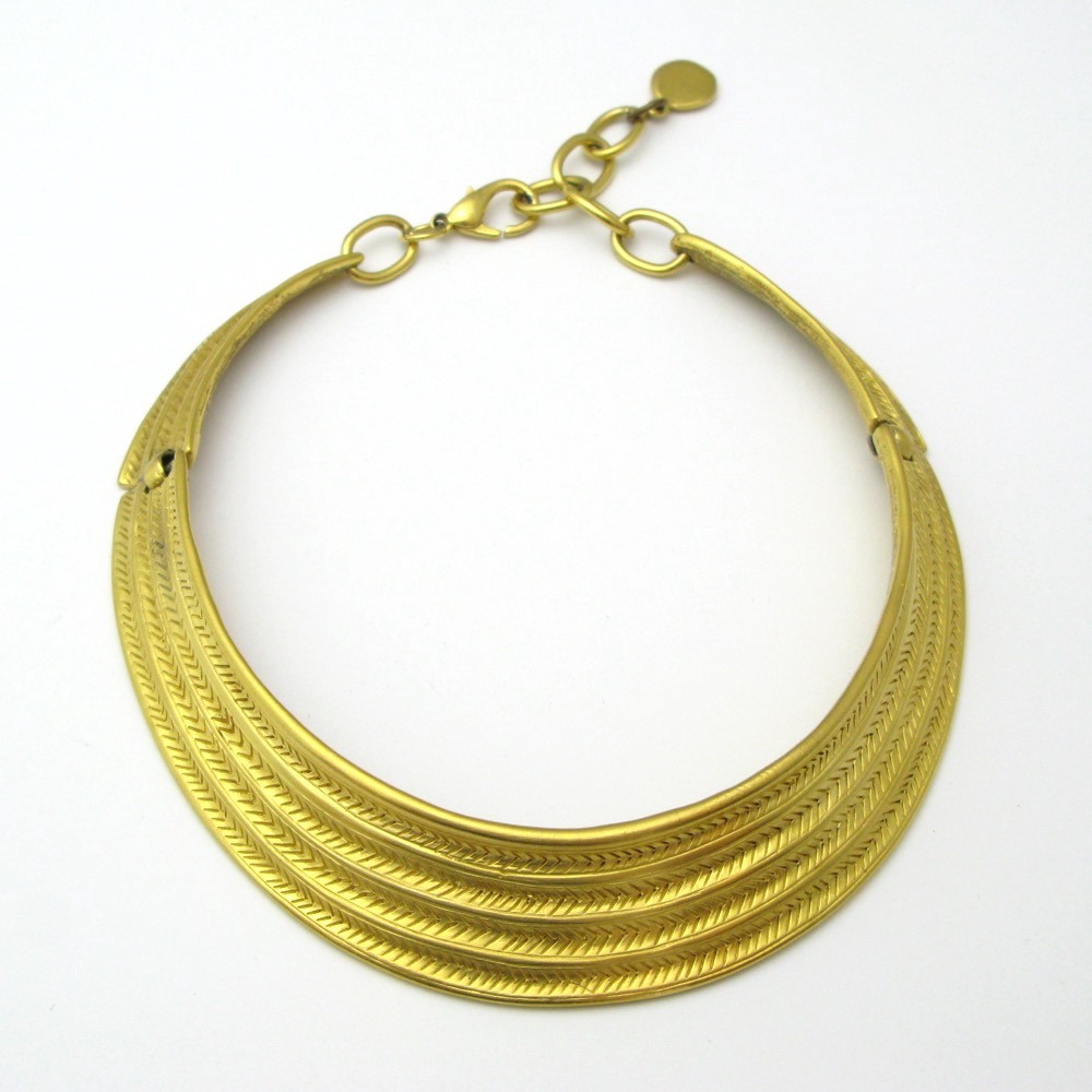 ヴィンテージ ゴールドメタル チョーカーネックレスの画像