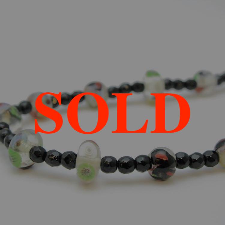 ヴィンテージ ヴェネチアンビーズ ネックレスの画像