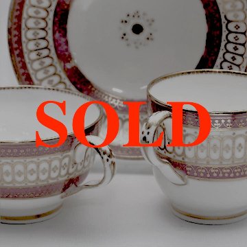 イギリス アンティーク トゥルートリオの画像