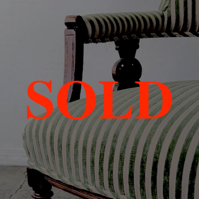 イギリス アンティーク キャスター付きアームチェアの画像