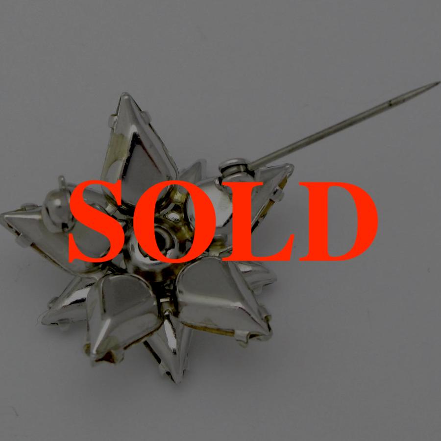 ヴィンテージ ラインストーン スター ブローチの画像