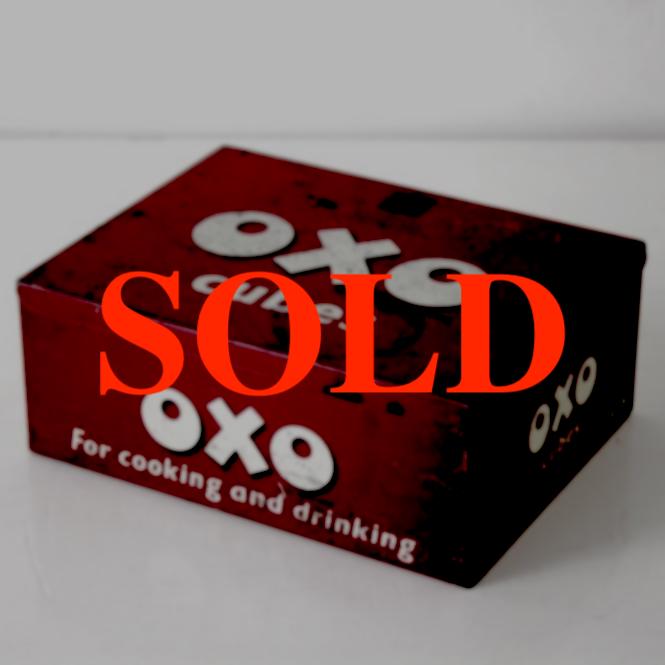 ヴィンテージ OXO TIN缶の画像