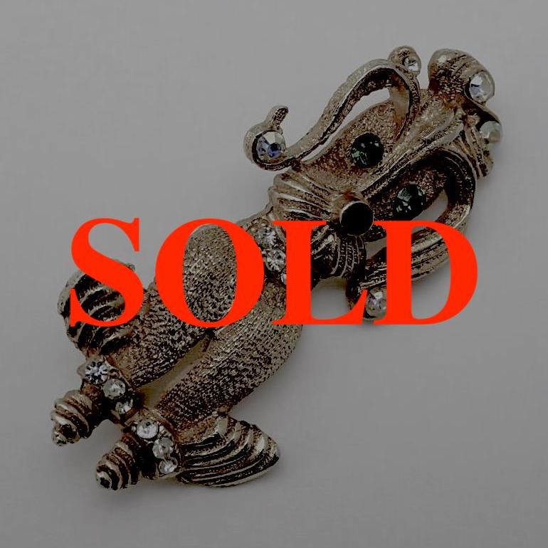 ヴィンテージ プードルのブローチの画像