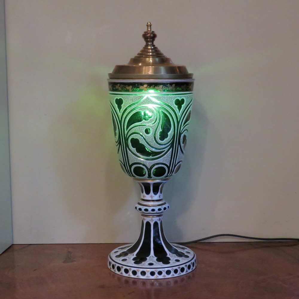 チェコスロヴァキア アンティーク ボヘミアンガラス テーブルランプの画像