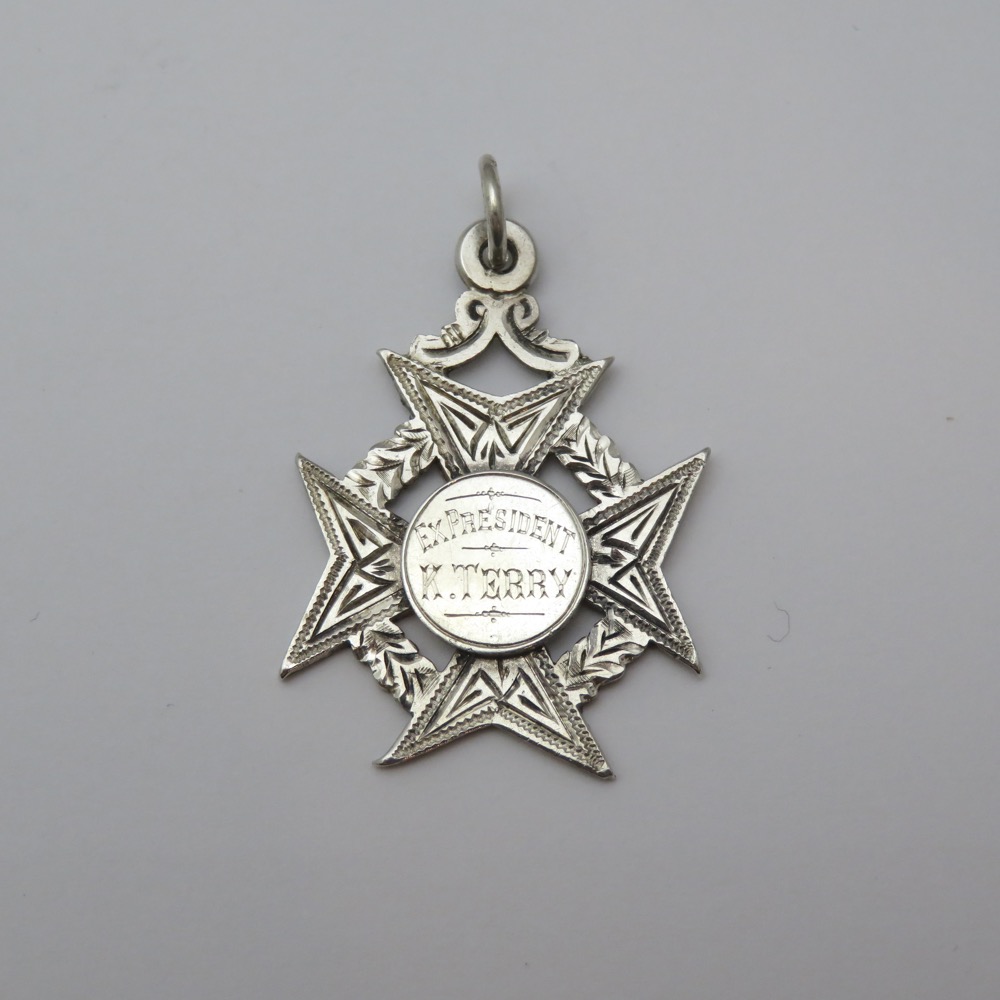 イギリス アンティーク シルバー フォブの画像