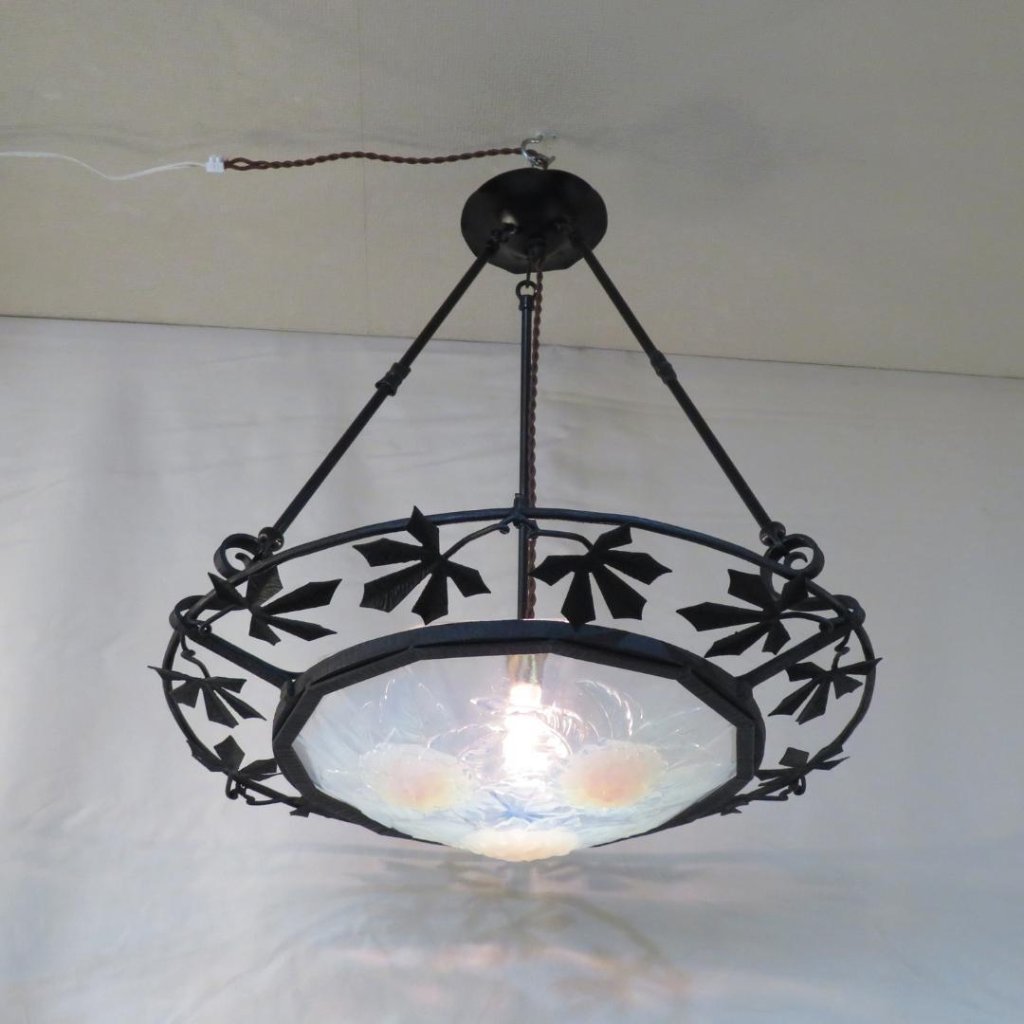 フランス EZAN オパールセントガラス&アイアンハンギングボウルの画像