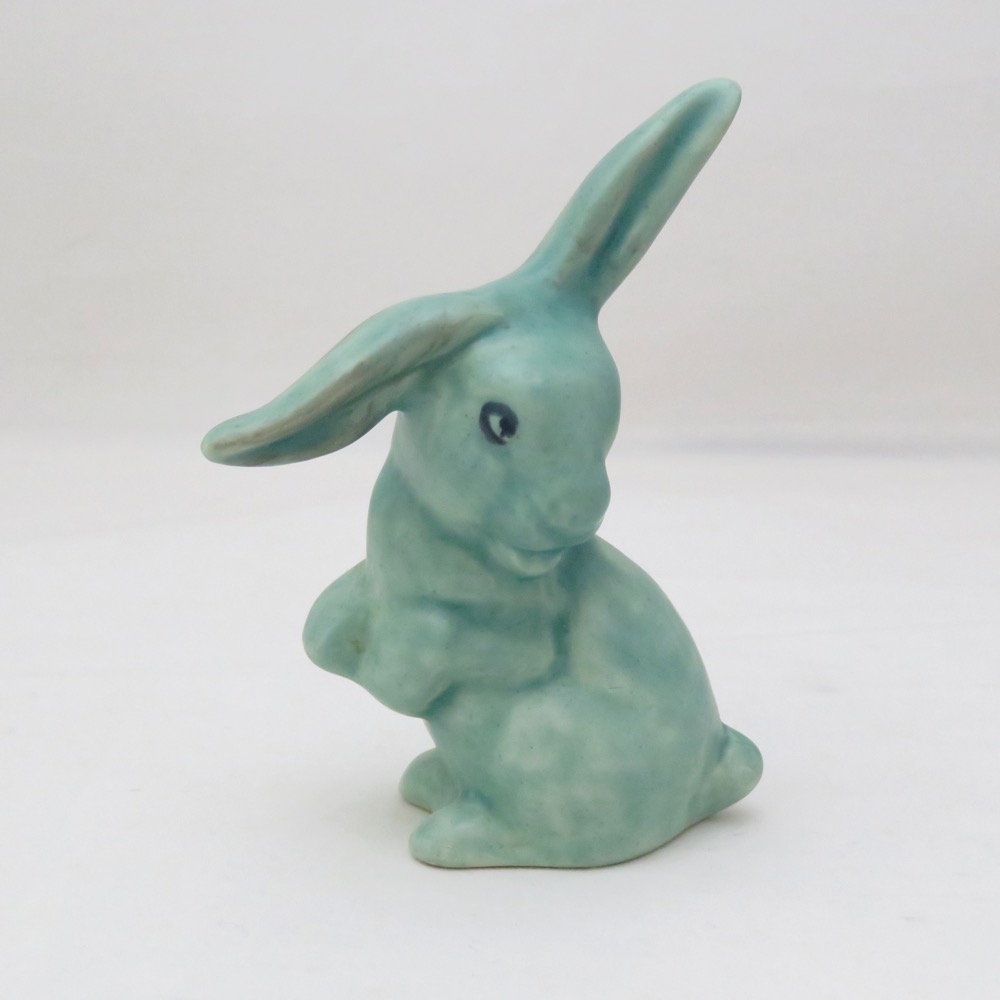 イギリス ヴィンテージ シルバック  Lop Ear Rabbit フィギュアの画像