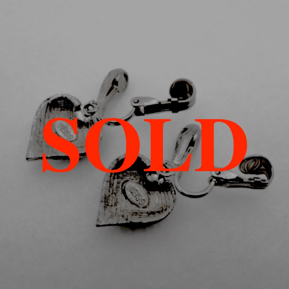 WEISS ゴールドメタル ハート イヤリングの画像