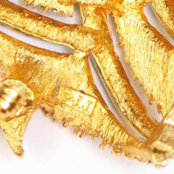 アメリカ J.J. クリスマスツリーブローチの画像