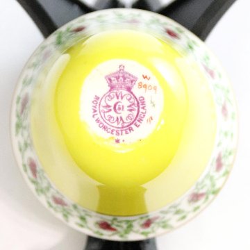 イギリス Royal Worcester / Mark Cross デミタスカップ&ソーサーの画像