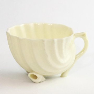 アイルランド Belleek "Neptune" デミタスカップ&ソーサーの画像