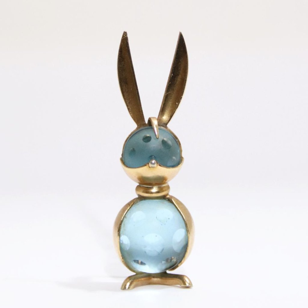 オールドガラス ハンドクラフト バニーブローチの画像