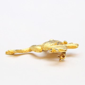 ヴィンテージ カエル ブローチの画像