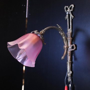 フランス アンティーク クランベリーサチネガラス ソリッドブラス ウォールランプの画像