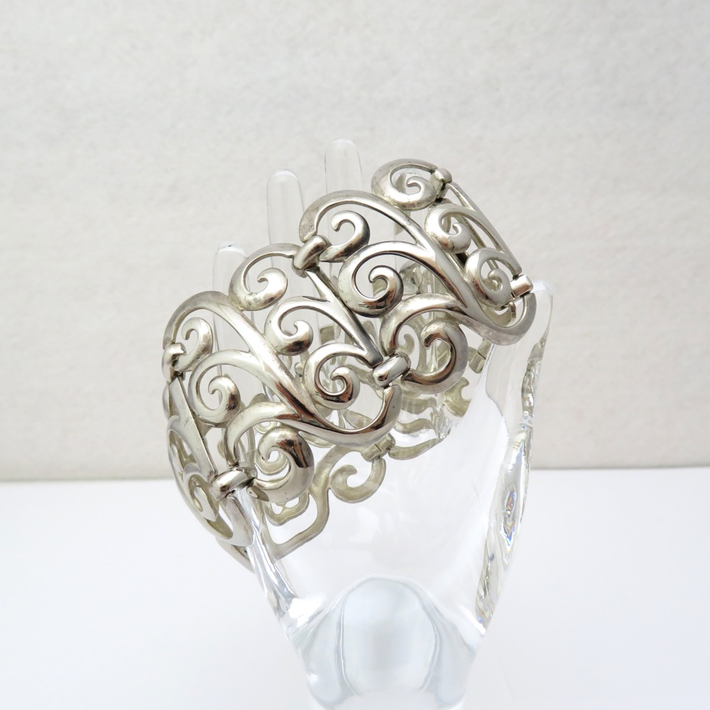 ヴィンテージ オープンワーク メタル ブレスレットの画像