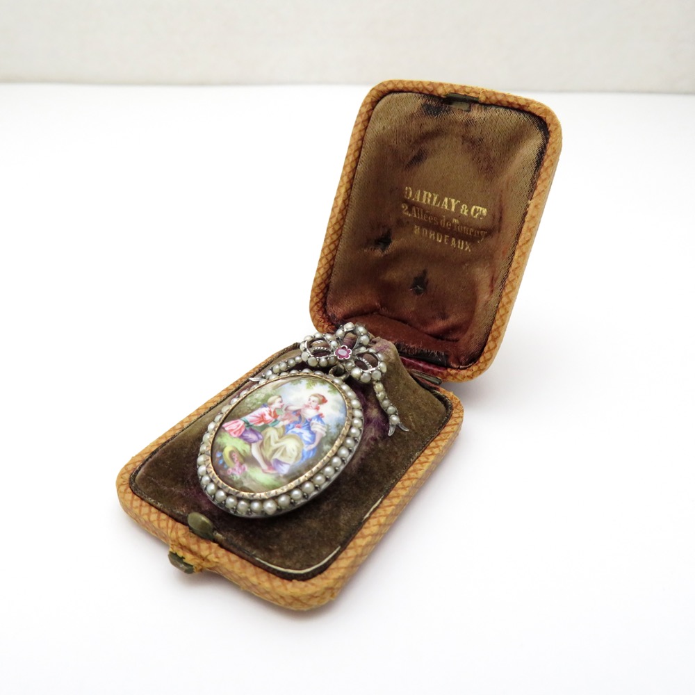 フランス アンティーク ミニアチュール シルバーロケットペンダントの画像