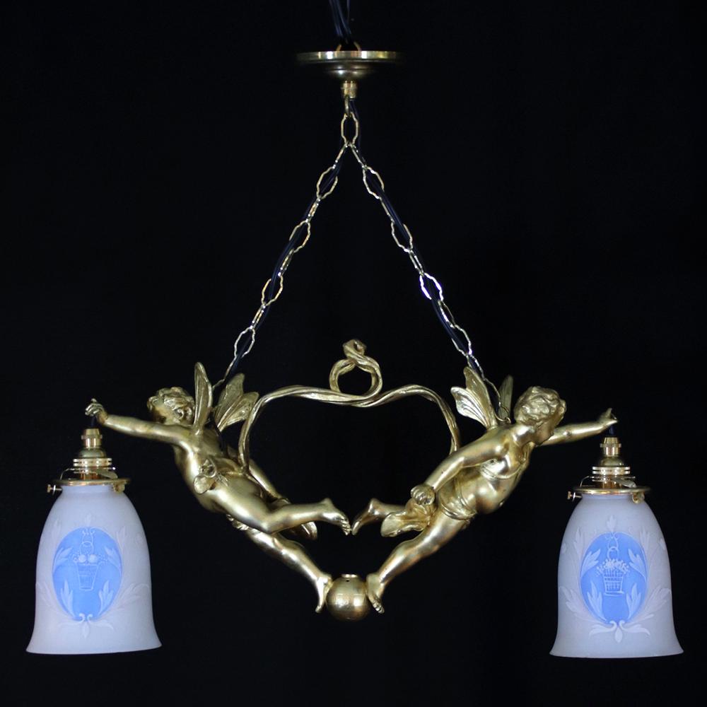 二十世紀初頭 ２灯 ブロンズ フィギュラルシャンデリアの画像