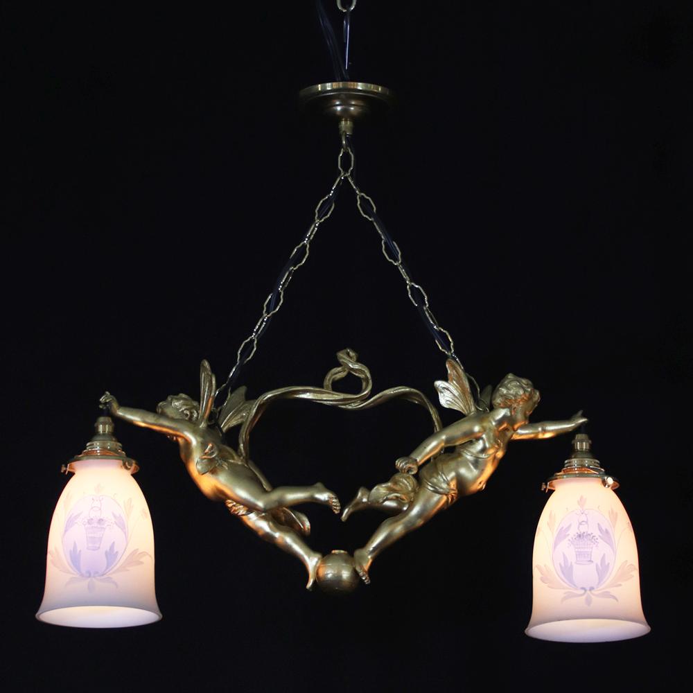 二十世紀初頭 ２灯 ブロンズ フィギュラルシャンデリアの画像