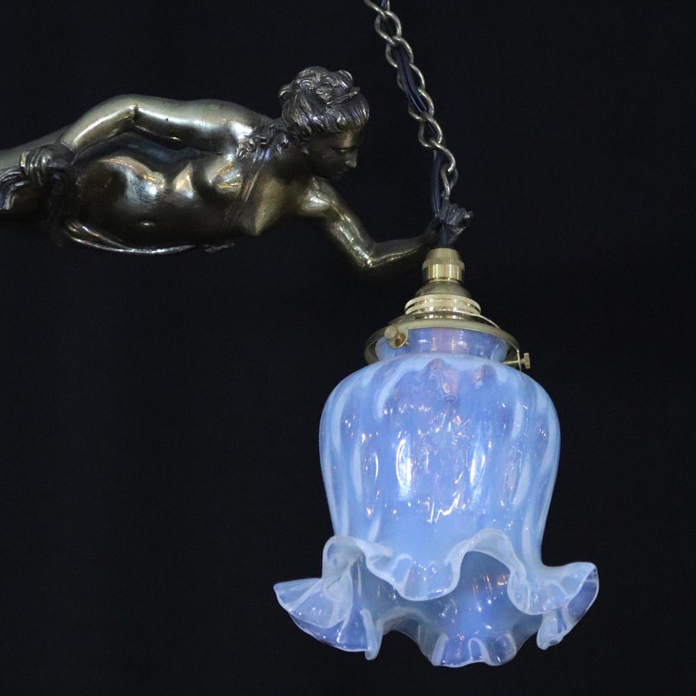 二十世紀初頭 フランス オパールセントガラス ブロンズ フィギュラル ハンギングランプの画像