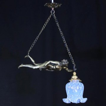 二十世紀初頭 フランス オパールセントガラス ブロンズ フィギュラル ハンギングランプの画像