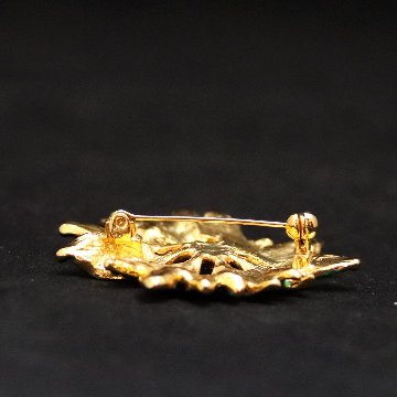 アメリカ ポインセチア クリスマスブローチの画像