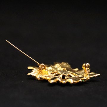 アメリカ ポインセチア クリスマスブローチの画像