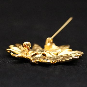 アメリカ ポインセチア クリスマスブローチの画像