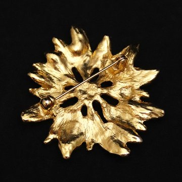 アメリカ ポインセチア クリスマスブローチの画像