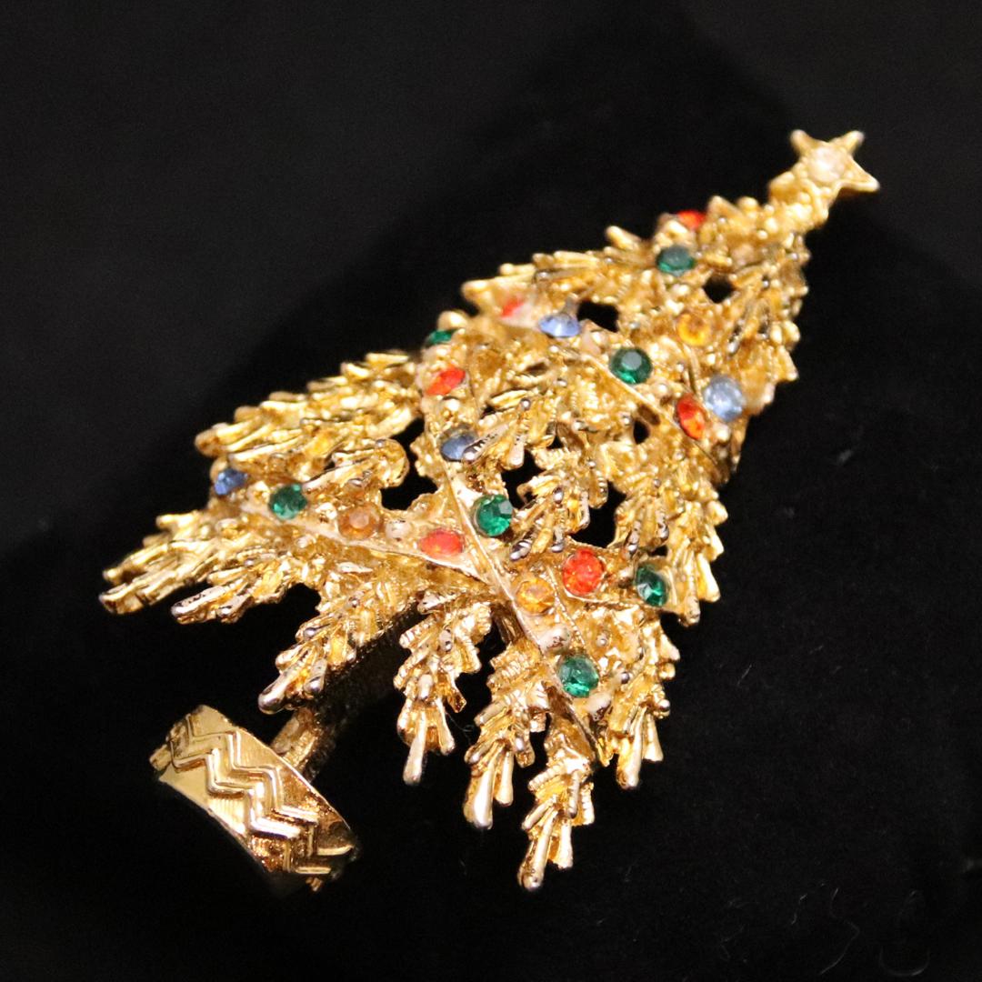 アメリカ ART クリスマスブローチの画像