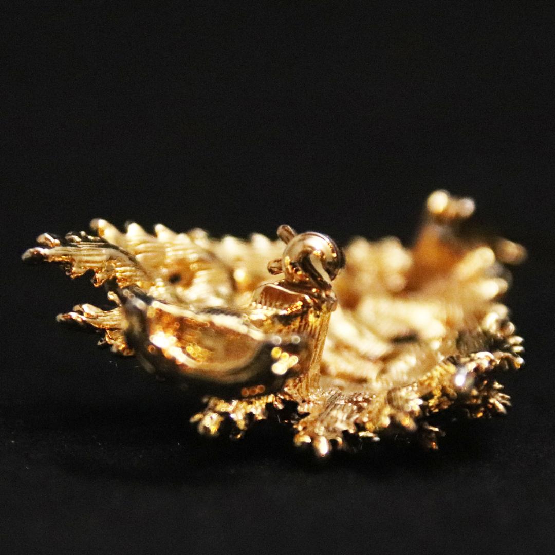 アメリカ ART クリスマスブローチの画像