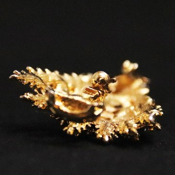 アメリカ ART クリスマスブローチの画像