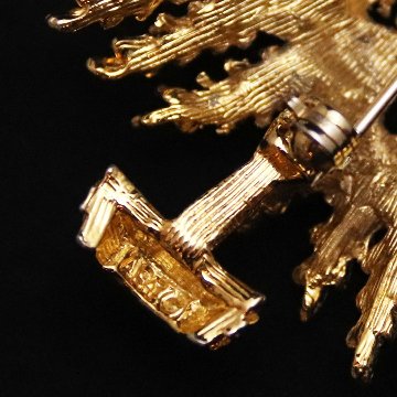 アメリカ ART クリスマスブローチの画像