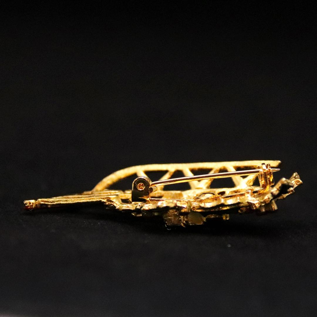 アメリカ WEISS クリスマスブローチの画像