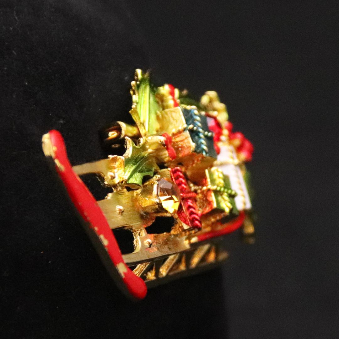 アメリカ WEISS クリスマスブローチの画像