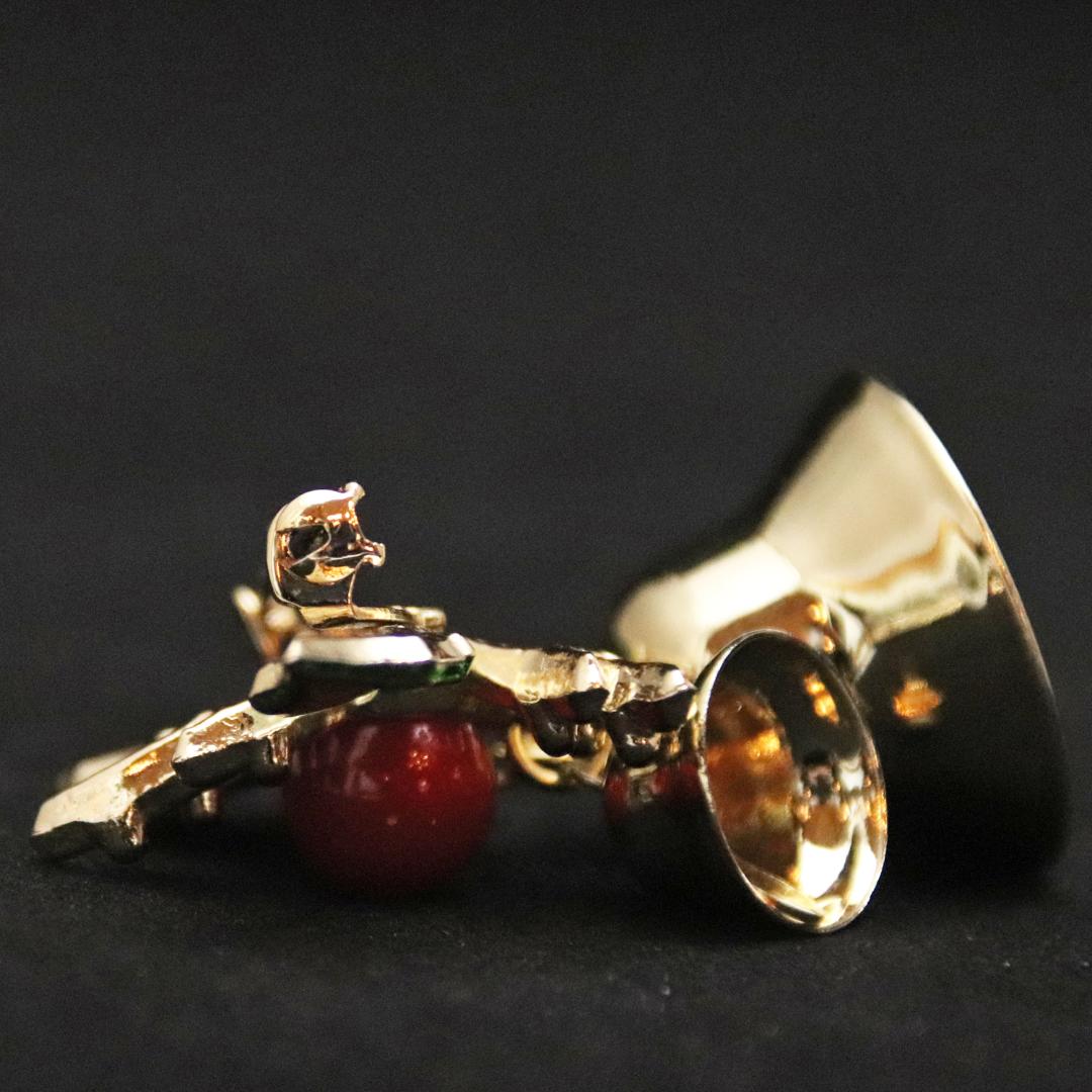 アメリカ ホリーベル クリスマスブローチの画像