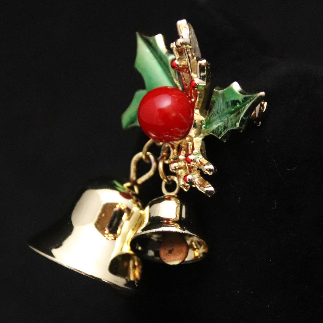 アメリカ ホリーベル クリスマスブローチの画像
