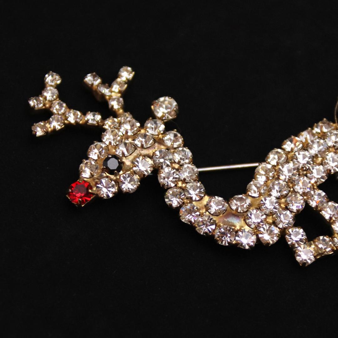 アメリカ トナカイ ラインストーンブローチの画像