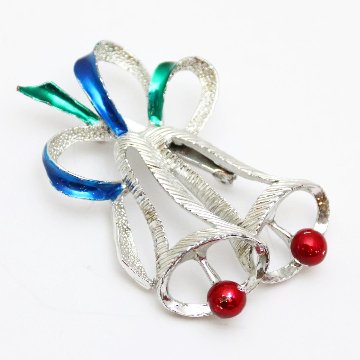 アメリカ Gerry’s クリスマスベル ブローチの画像