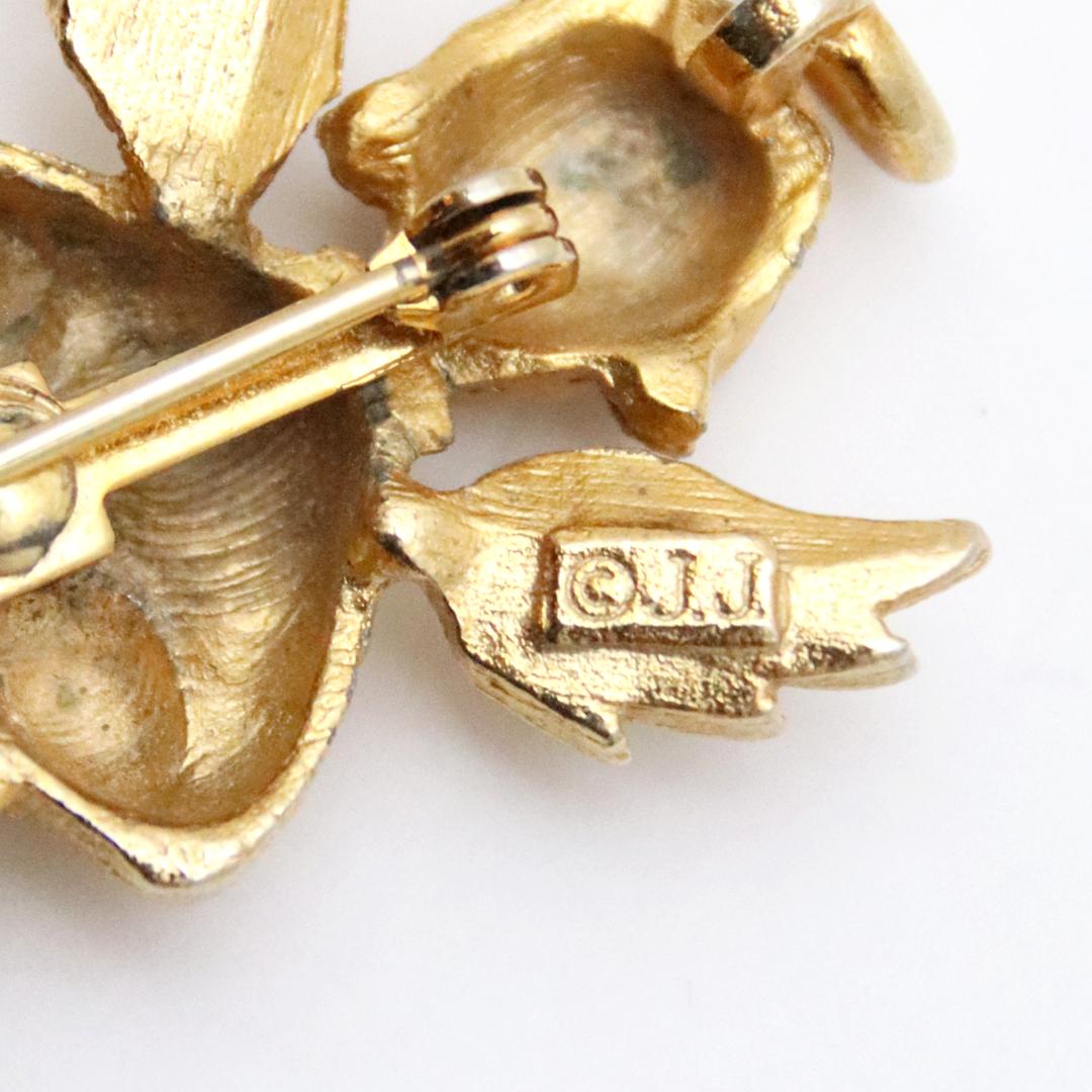 アメリカ J.J.天使のブローチの画像